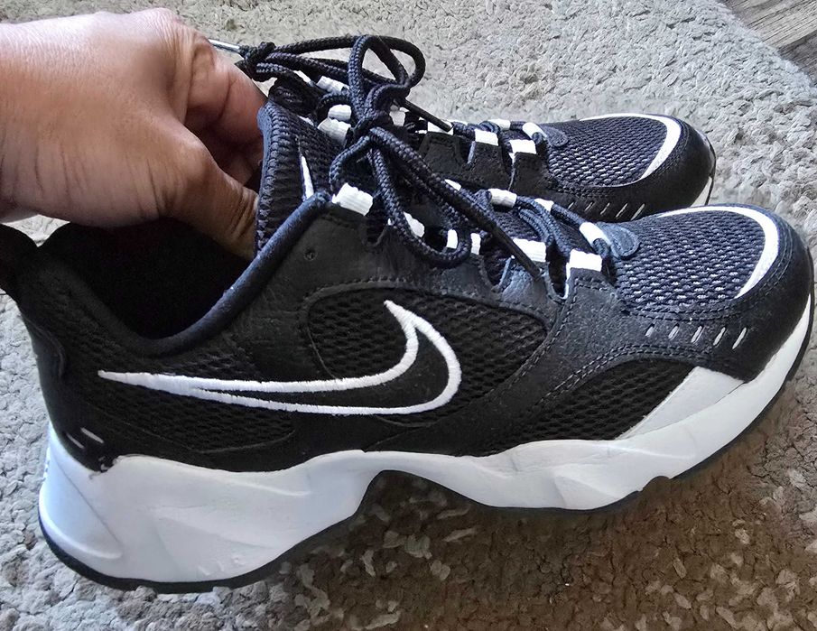 Buty Nike Nowe  40 25.5