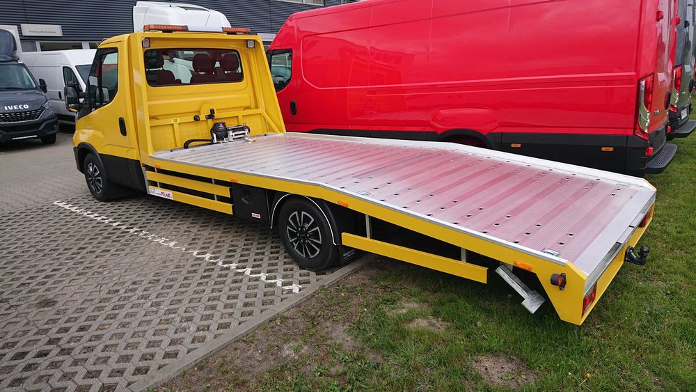 Autolaweta Kat.B Laweta Wynajem Iveco Daily Automat Łódź Górna
