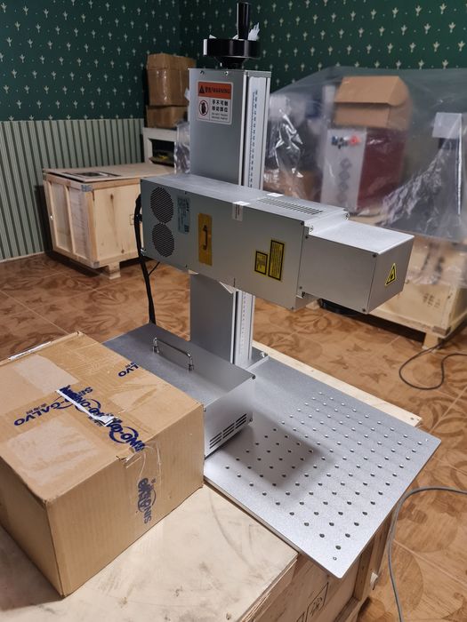 Волоконний лазерний гравер маркер jpt 50m8, jpt50m8