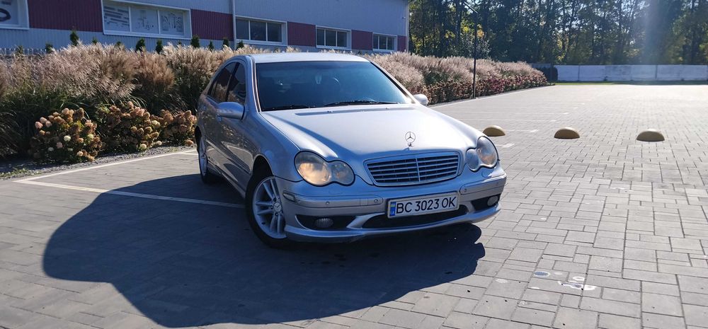 Mercedes-benz C-Class w203 2.2 CDI 2002
