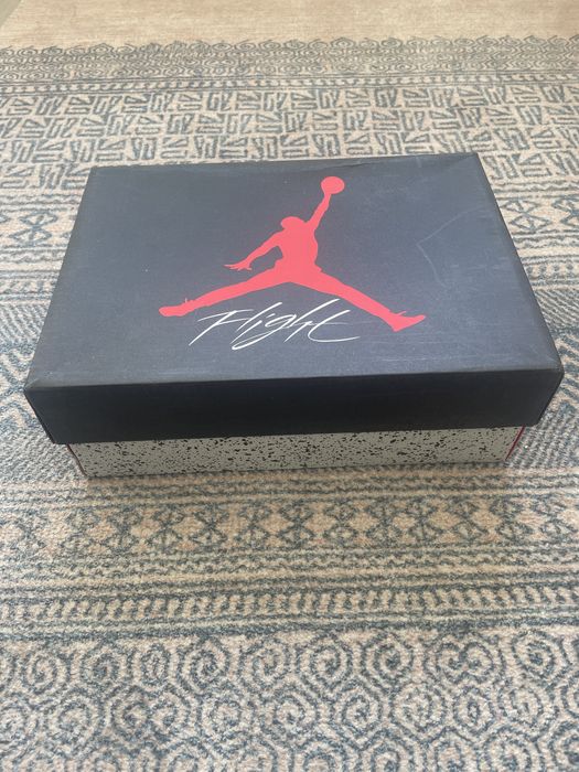 Nike Air Jordan 4 White Cement 2025