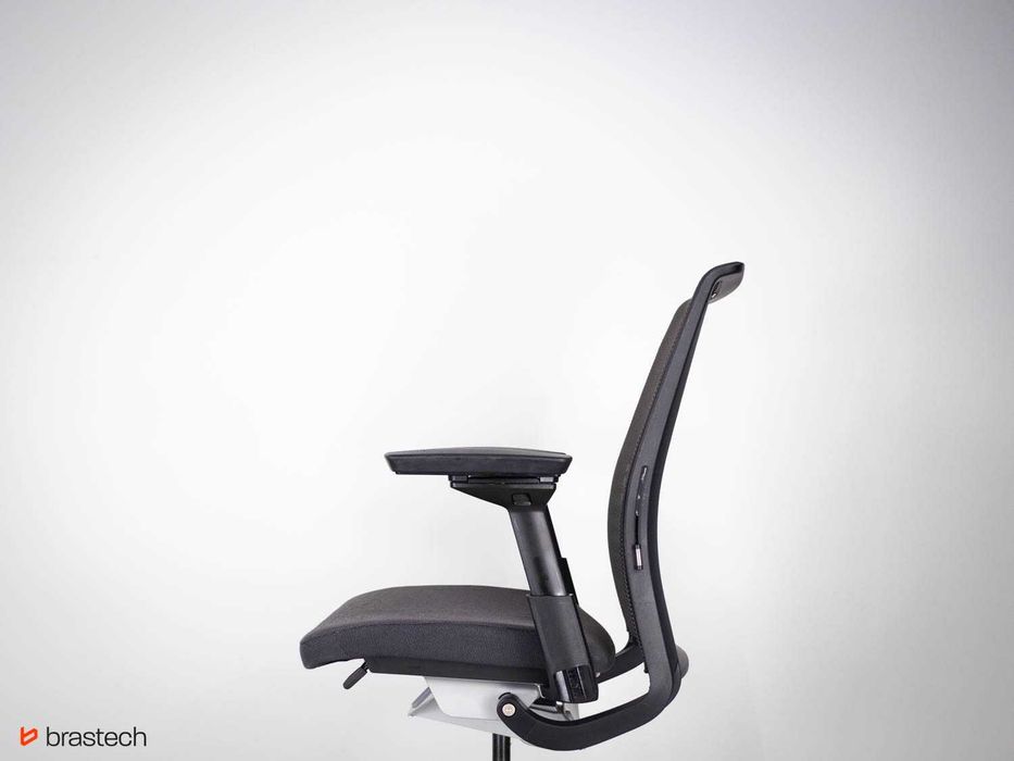 Fotel biurowy Steelcase Think V2