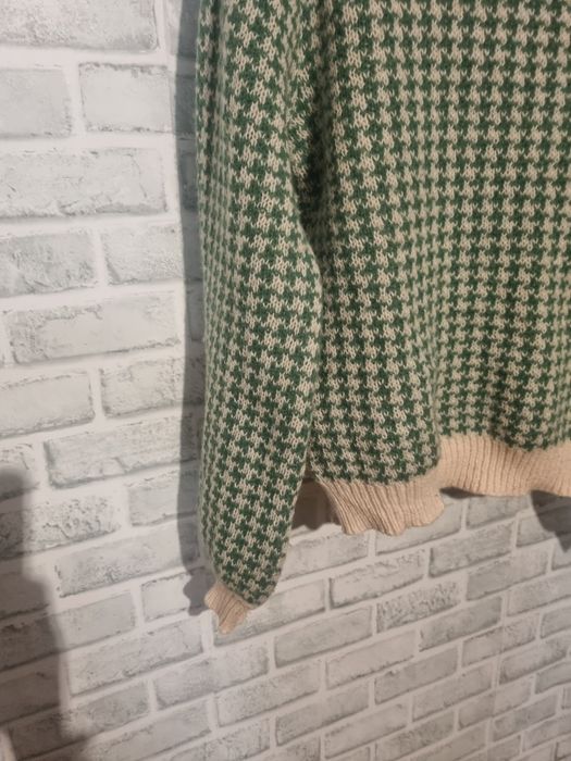 Ciepły sweter damski w pepitkę Shein S