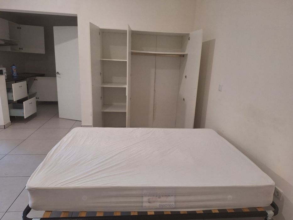 Aluga-se Estudio (T0) Boavista