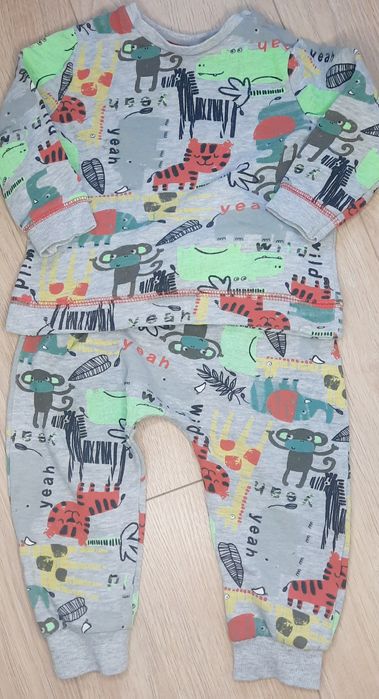 Продам костюм 86 розміру