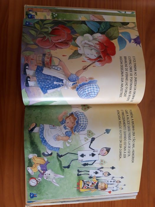 Livro "Clássicos para Sonhar"