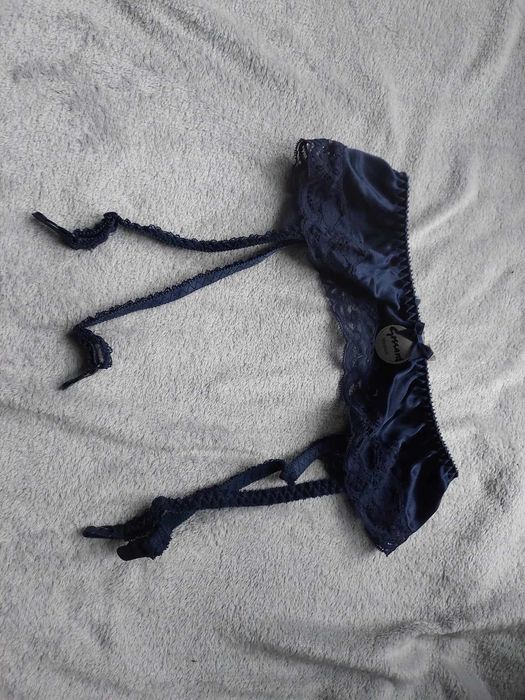 Pas do pończoch granatowy NOWY M 38