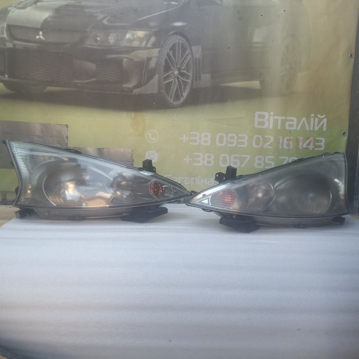 Фара L  R Mitsubishi grandis мітсубісі грандіс