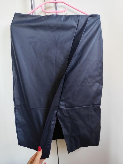 Elegancka ołówkowa spódnica damska 36