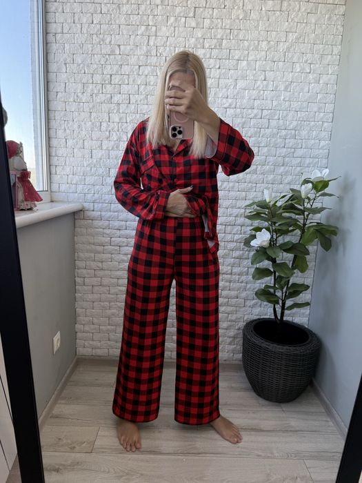Жіноча піжама в клітинку оверсайз з широкими штанами. Пижама в клетку