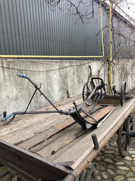 Продам плуг одноклрпусний