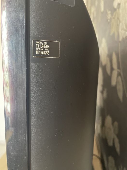 Телевізор Panasonic Модель: TX-LR42U3