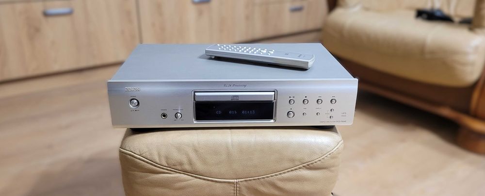 DENON DCD-700AE odtwarzacz CD z oryginalnym pilotem