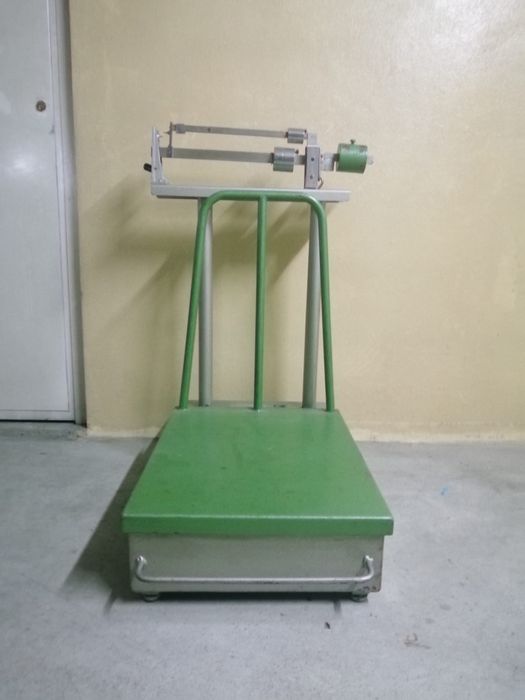 Balanças balcão e chão