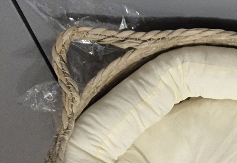 Nowe wiklinowe legowisko dla kota/ psa