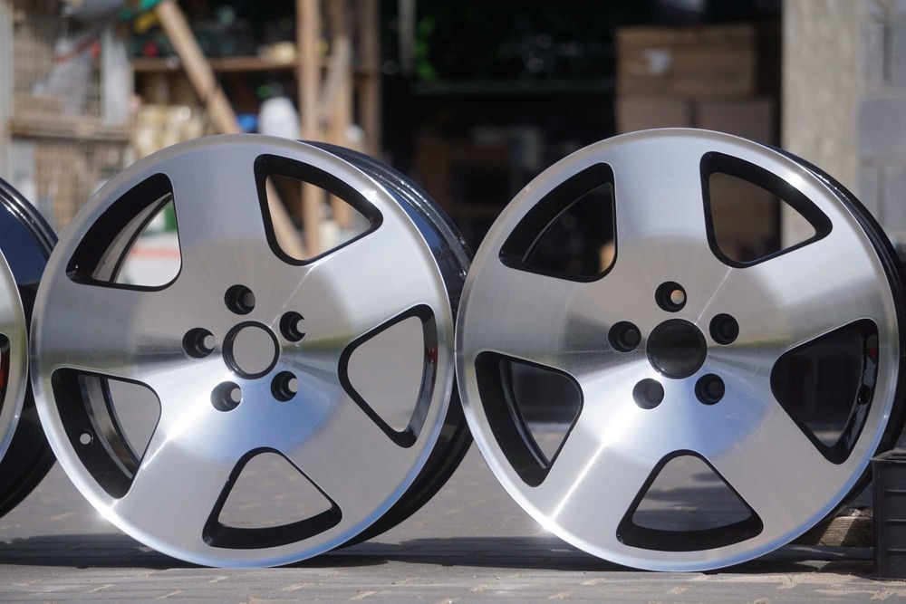 Alufelgi oryginał AUDI 4B3601025D 5x112 8Jx17 et35 cb57,1mm w czarnym lakierze, front cnc