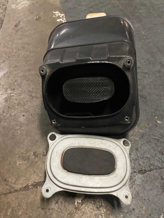 Vário material para a XRV750 Africa Twin RD07a