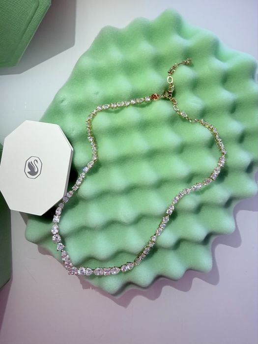 Swarovski, Naszyjnik Mesmera