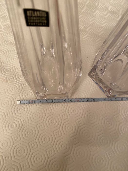 Garrafas de cristal Atlantis Signature Collection, por Gerald Gulotta