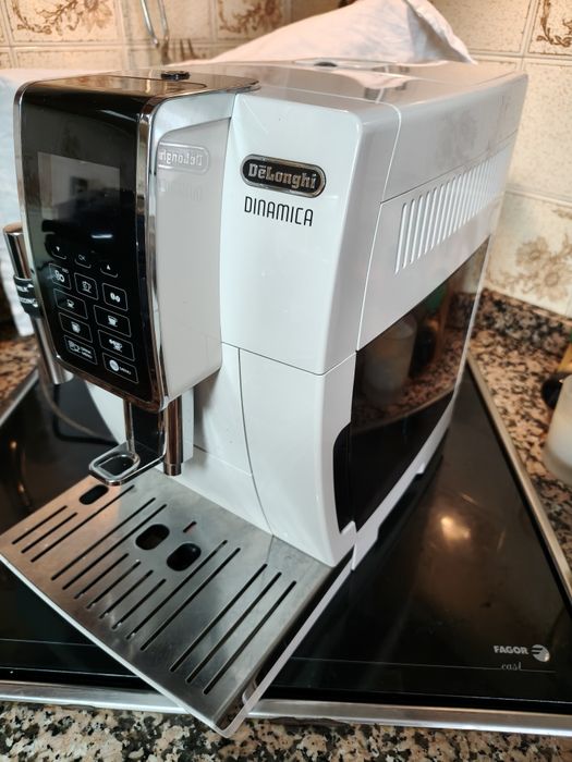 Máquina de Café Automática De'Longhi Dinamica ECAM 350.35.W BRANCA