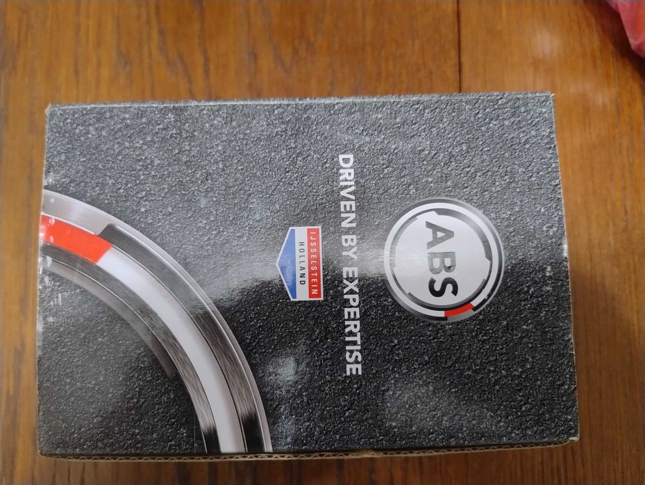 Колодки тормозні Nissan leaf 2 2019р перед