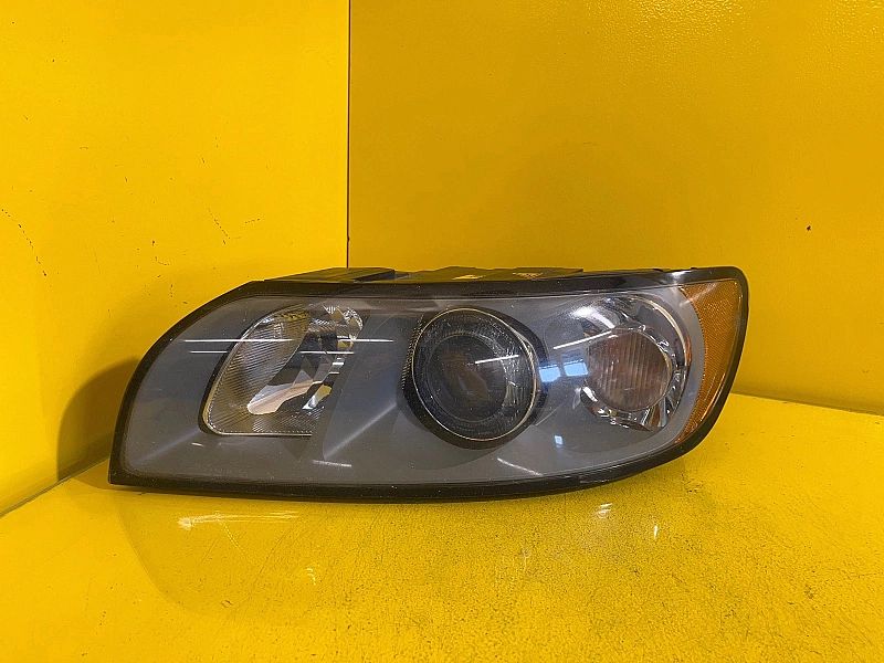 Lampa Lewa Volvo V50/04-07 Xenon