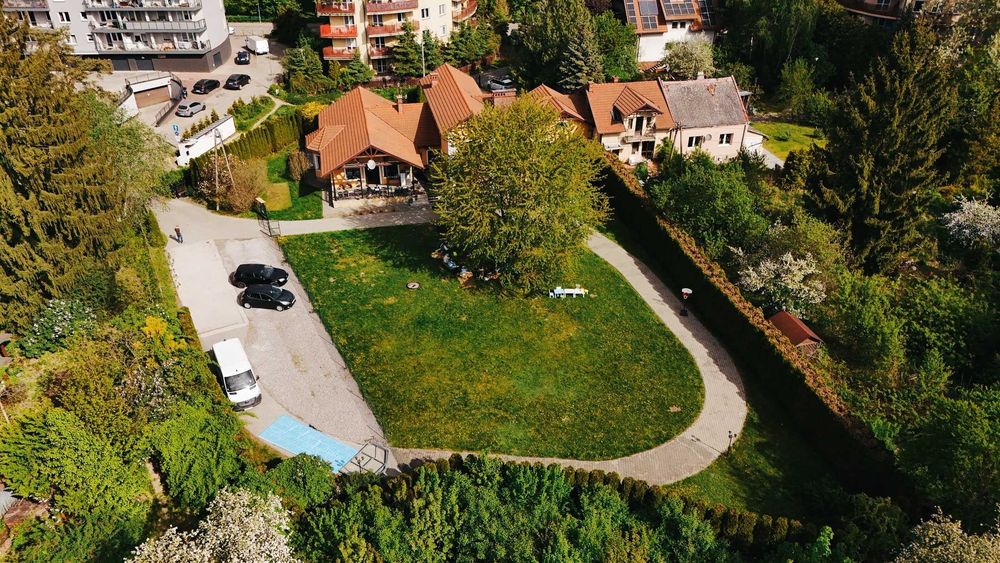 Wynajem działki na imprezy на Dębnikach - Widok 3