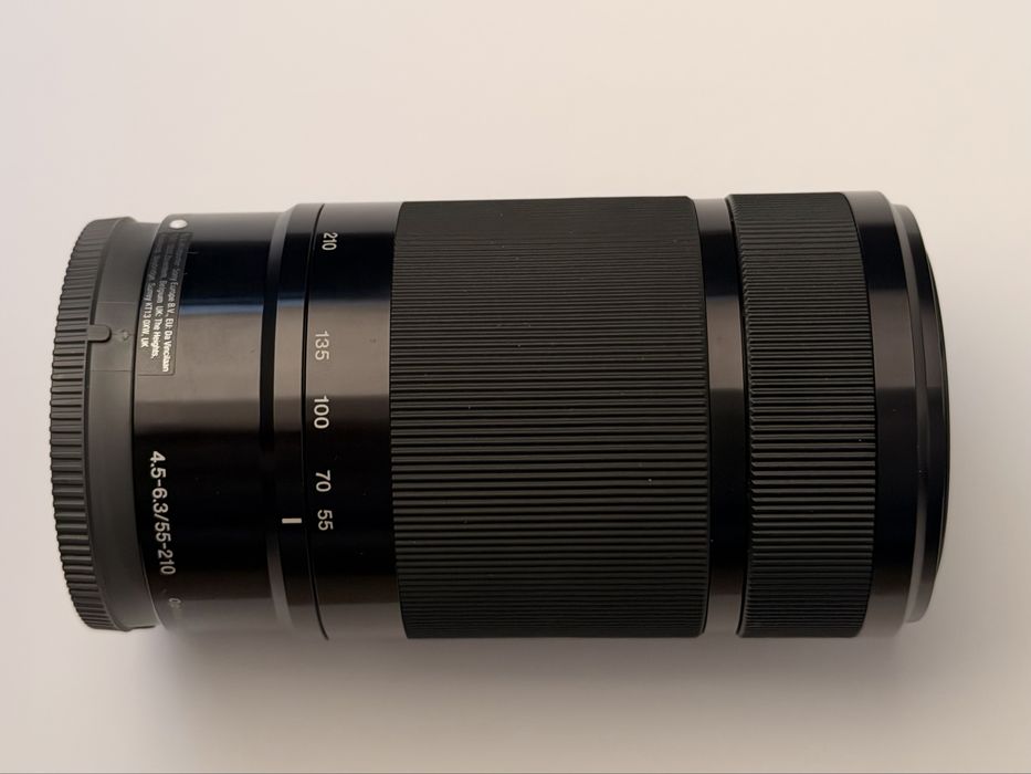 Sony E 55-210 mm f/4.5-6.3 OSS (SEL55210)