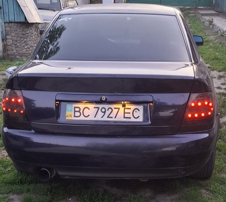 Продам Ауді А4 В5