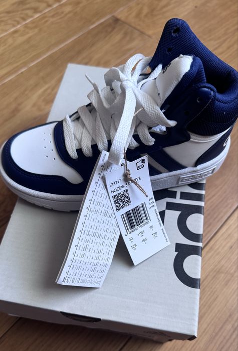Кросівки дитячі adidas hoops 3.0 mid k 30р