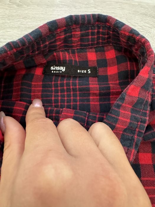 Zestaw pięciu markowych koszul