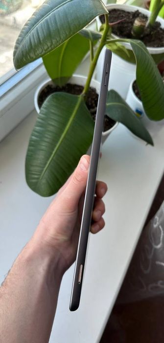 iPad 8 покоління 32 ГБ, LTE, 10,2