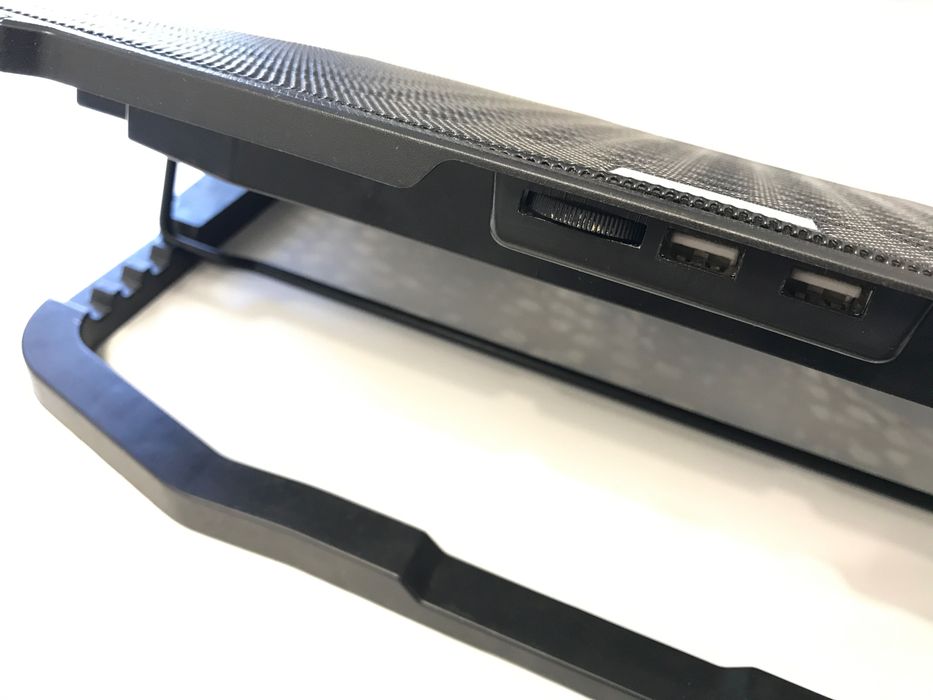 Підставка для ноутбука Crown CMLS-402 (LED-підсвітка, вентилятори 6шт)