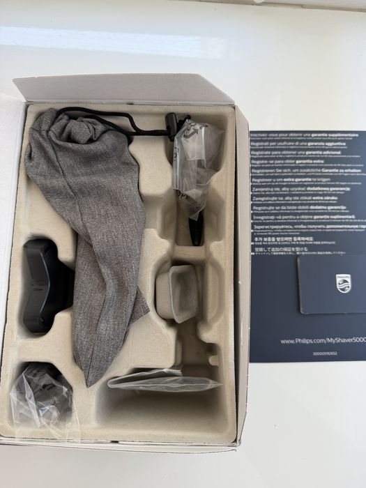Бритва Philips 5000 skin IQ
