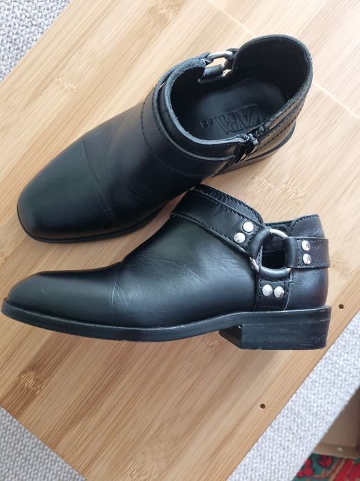 Zara дитяче взуття