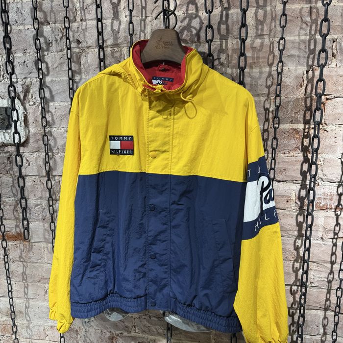 TOMMY HILFIGER куртка вітровка M L