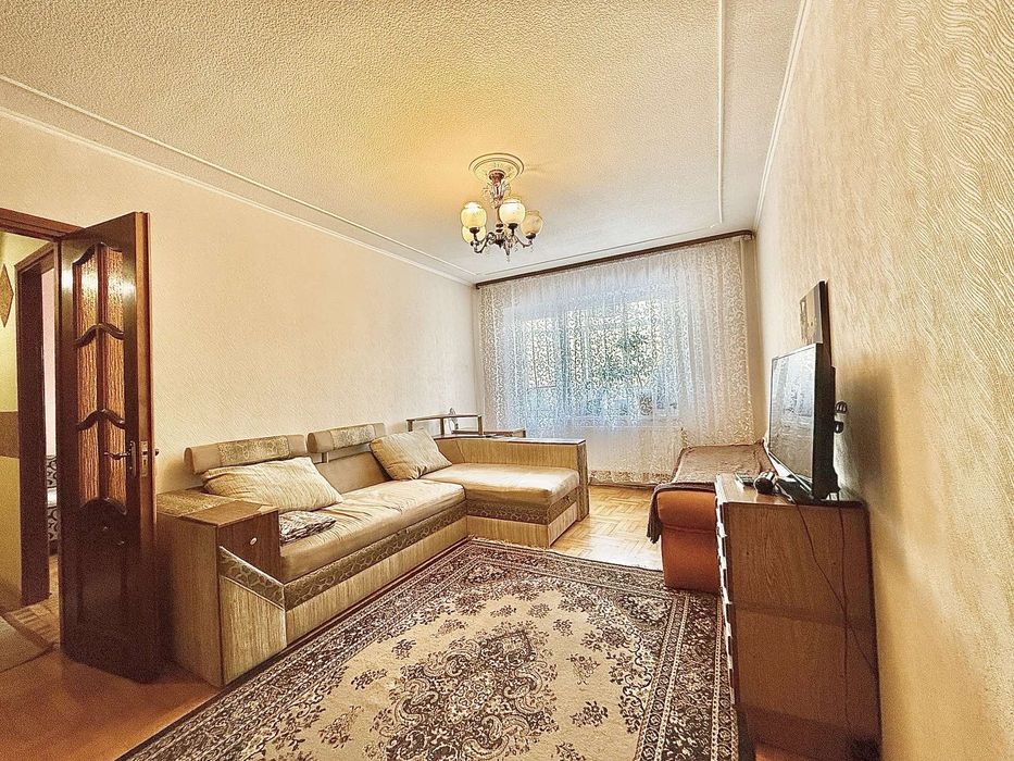 Квартира 2/х кім на Алясці біля ТЦ Подоляни