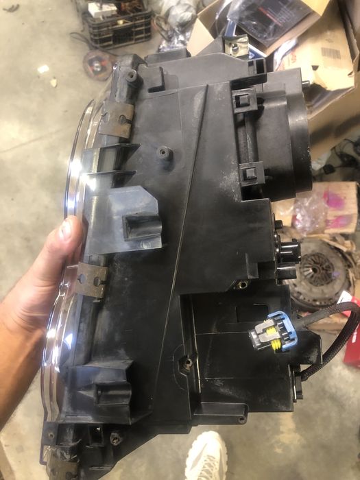 Лінзовані Фари BMW e 38 завоцькій ксенон