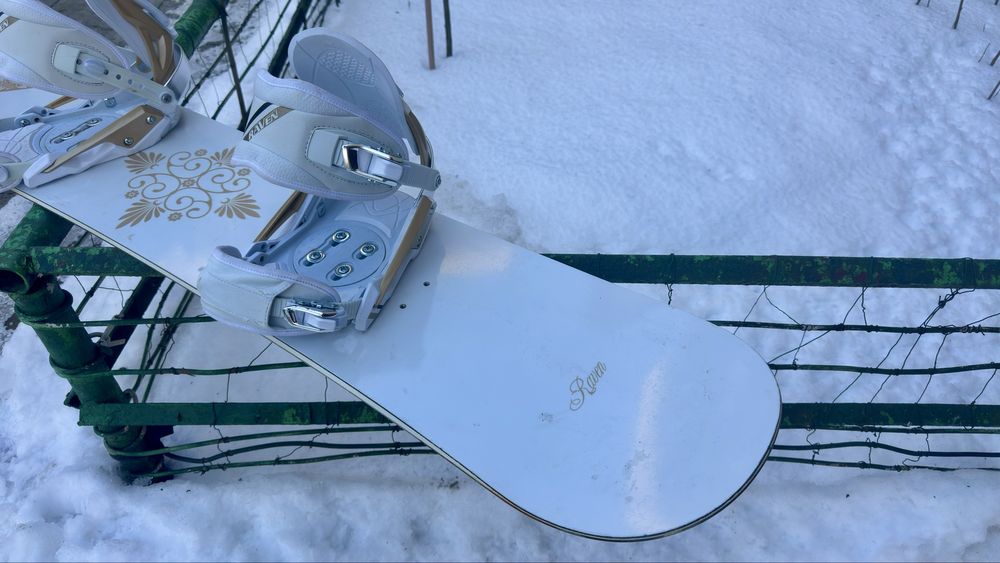 Komplet Snowboard Damski/Młodzieżowy Raven Pearl 142cm + Buty 37.5
