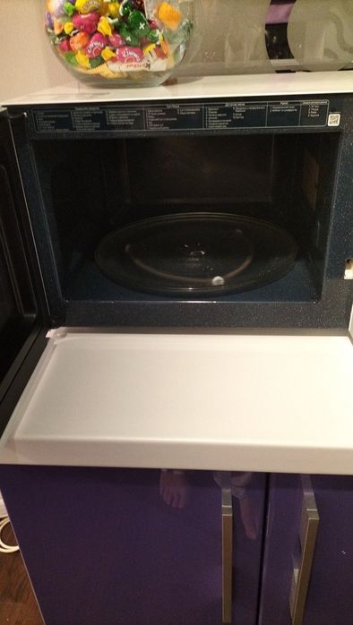 Продам микроволновку Самсунг