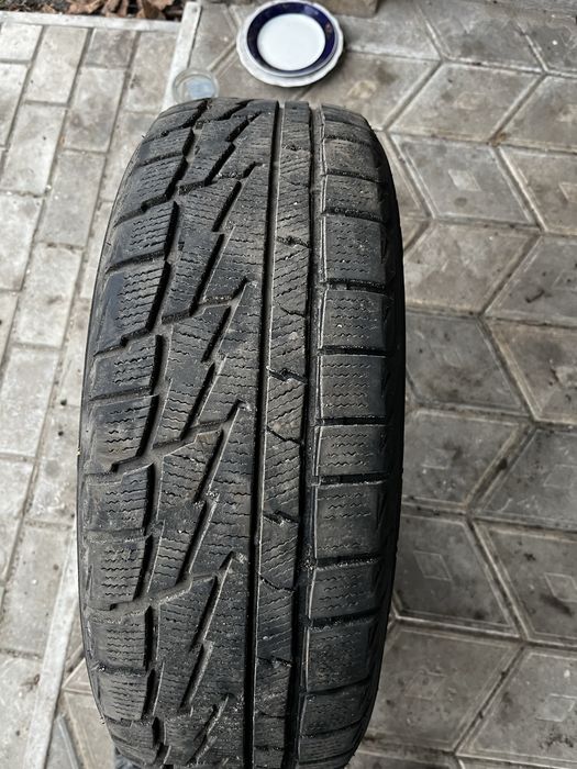 Продам резину и запаски