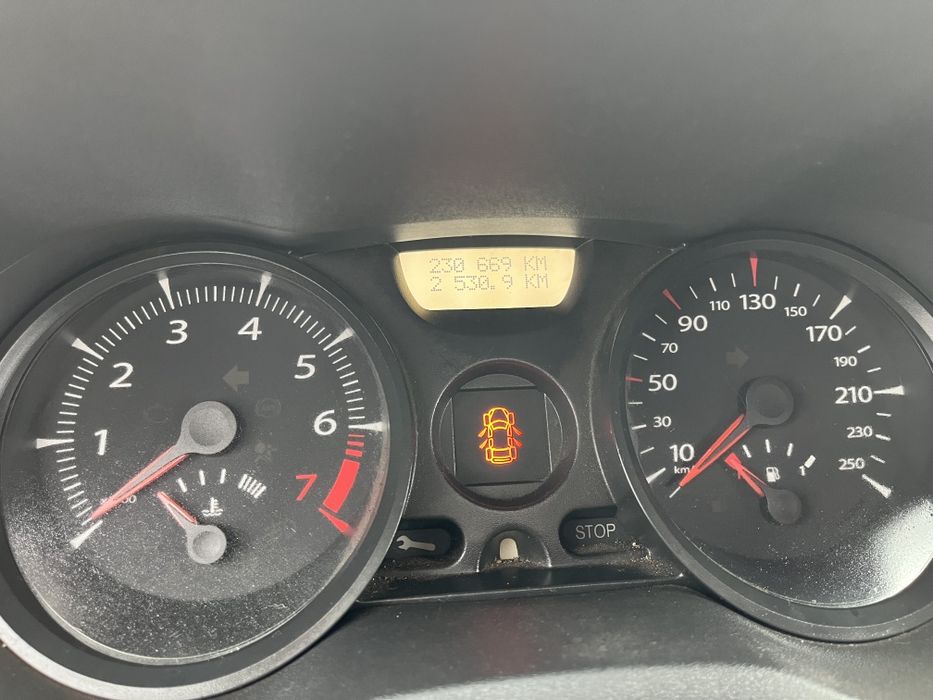 Продам Renault Megane 2 1.6 уневерсал