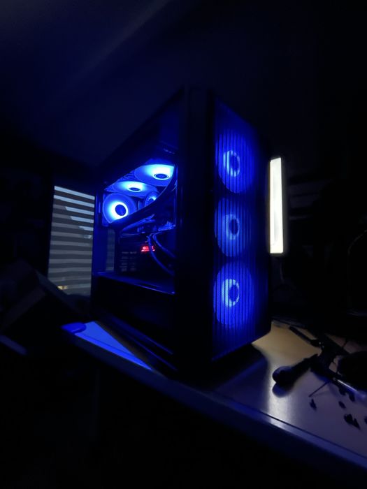Komputer Gamingowy 3060ti R5 5600 512gb m.2 16GB RAM 3600mhz 600W Bronze