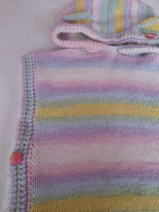 Wełniany bezrękawnik  HAND MADE