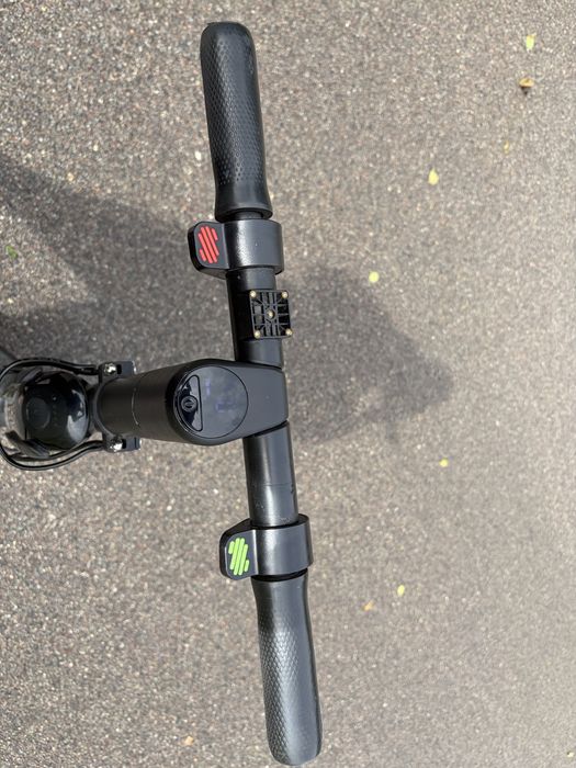 Hulejnoga elektryczna Ninebot Segway ES4