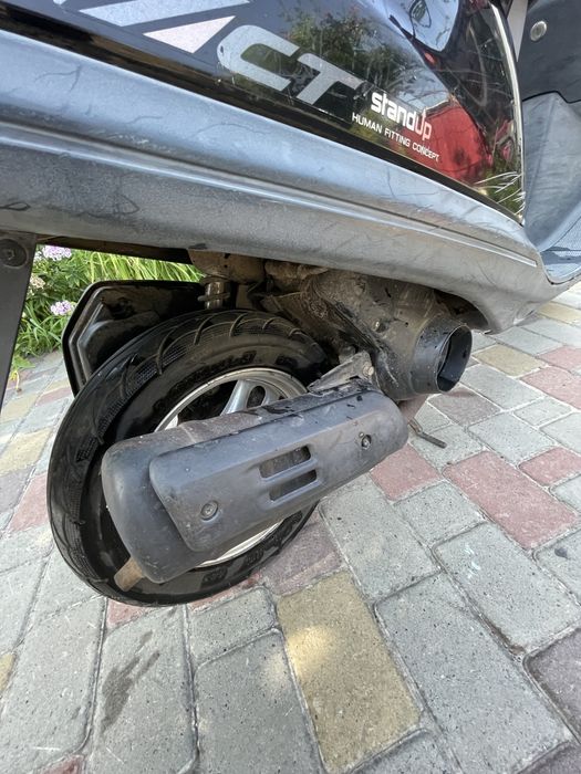 Продам скутер Honda tact 24