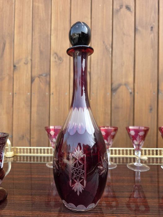 Karafka rubinowa szkło szlifowane z korkiem 36cm #247 Stylowy Węgrów