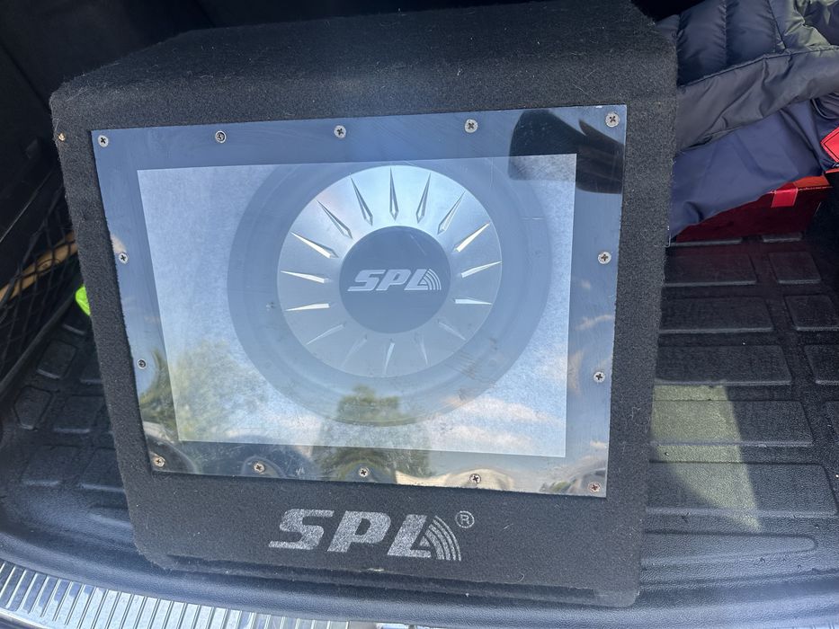 Subwoofer samochodowy marki SPL
