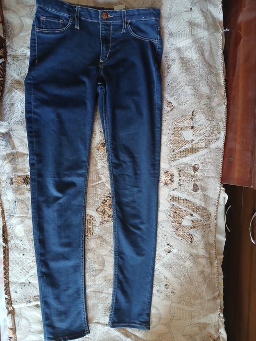 Нові класичні джинси на хлопчика