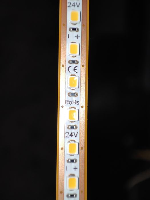 Fita led 24v 2700k